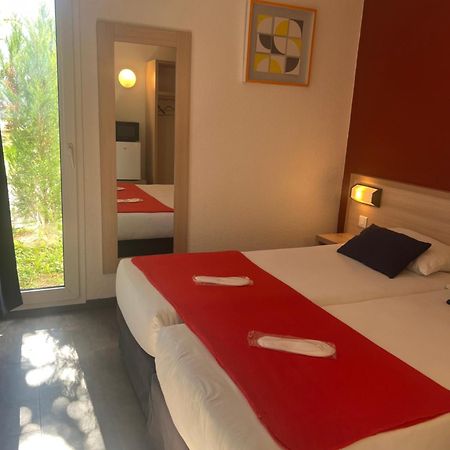 Budget Hotel Melun Sud - Dammarie Les Lys Exterior foto